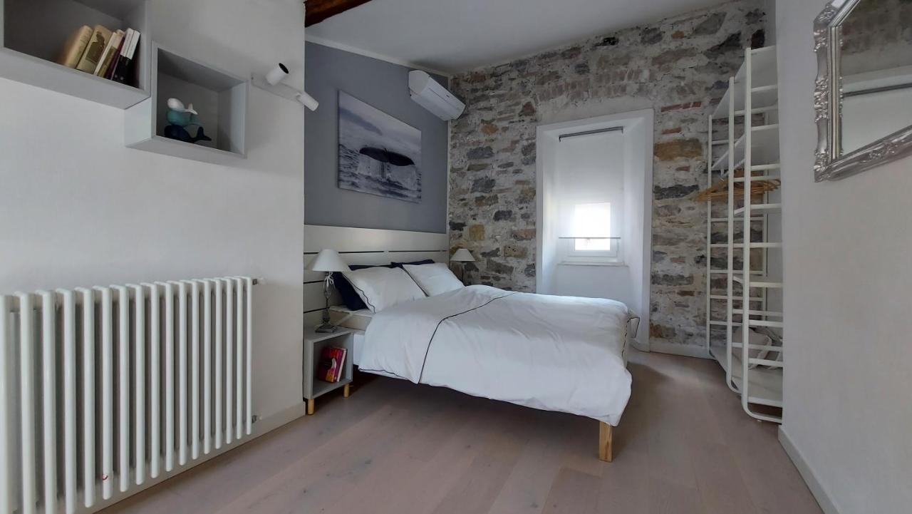 Whale Song Apartment - With Private Parking La Spezia Exterior foto